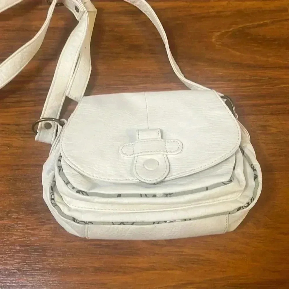 Nica White Shoulder Bag